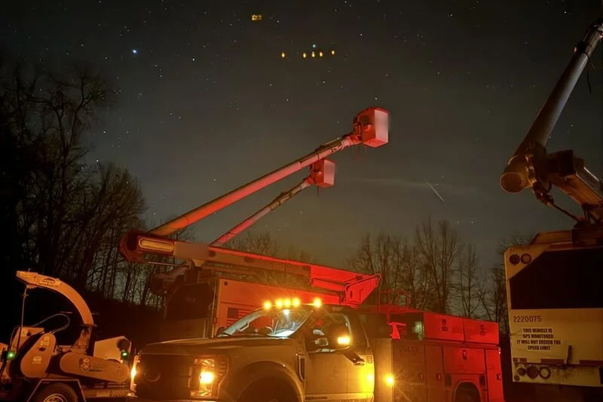 Night work on fleet equipment