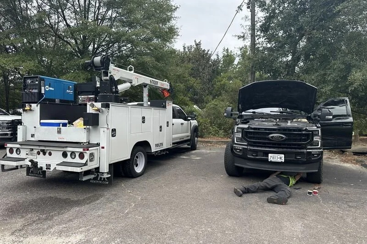On-site truck diagnostics and repair